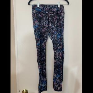 High-waisted Powerhold Leggings